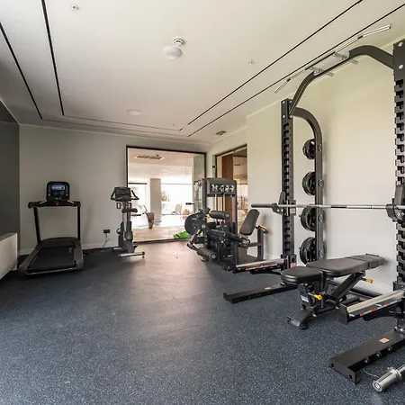 New Premium 贝尔格莱德